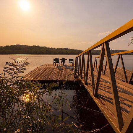 De Lago Resort On Lake Bennett المظهر الخارجي الصورة
